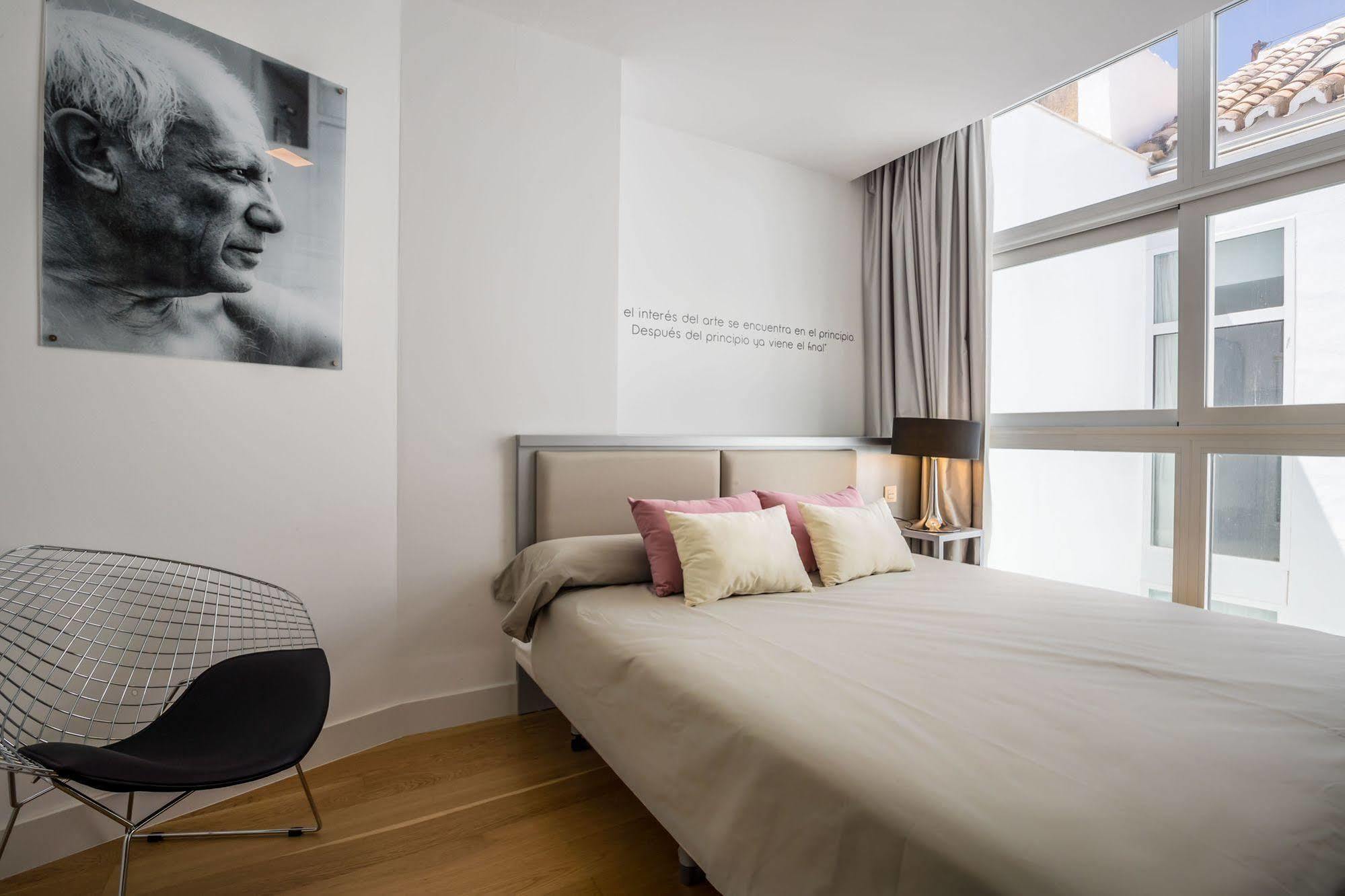 Picasso Apartment